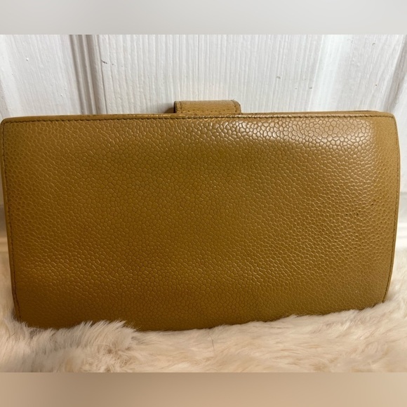 CHANEL BEIGE CAVIER BIFOLD WALLET
🌷AS IS🌷 - Picture 2 of 16